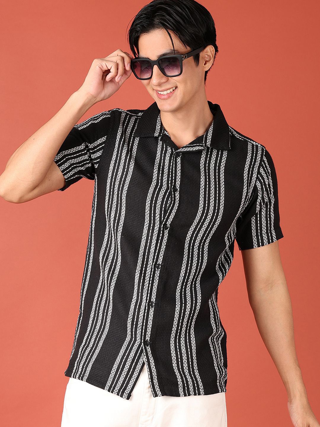 

V-Mart Men Cuban Collar Vertical Striped Casual Shirt, Black