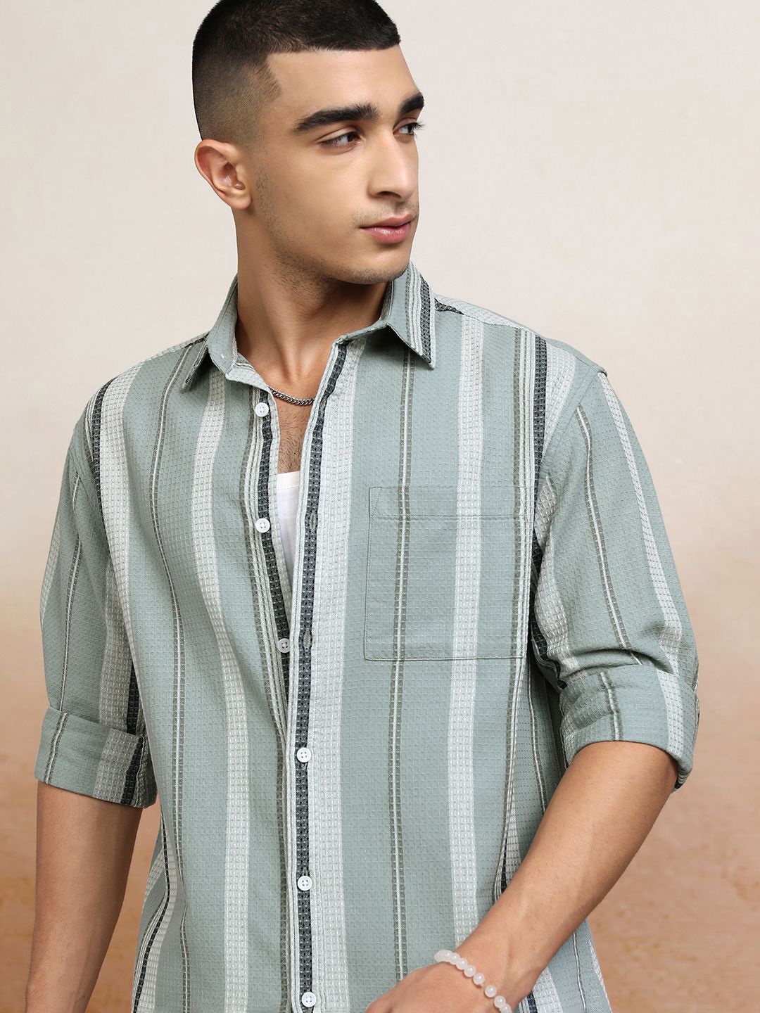 

Highlander Men Waffle Dobby Textured Checked Relaxed Shirt, Green