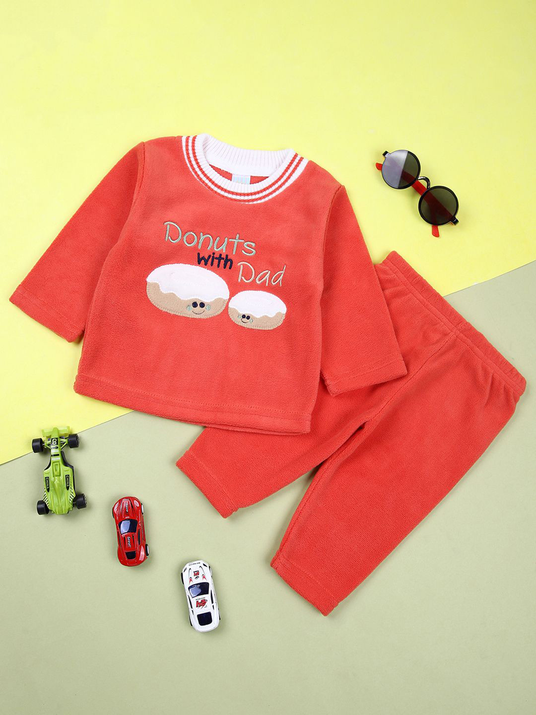 

V-Mart Unisex Kids T-shirt with Trousers, Coral