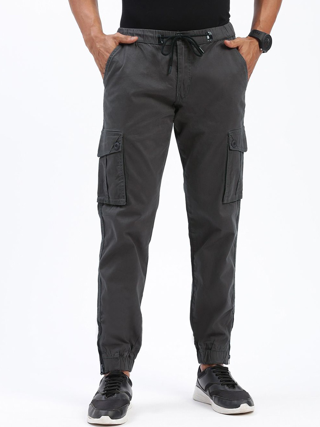 

SHOWOFF Men Comfort Slim Fit Low-Rise Joggers Trousers, Charcoal