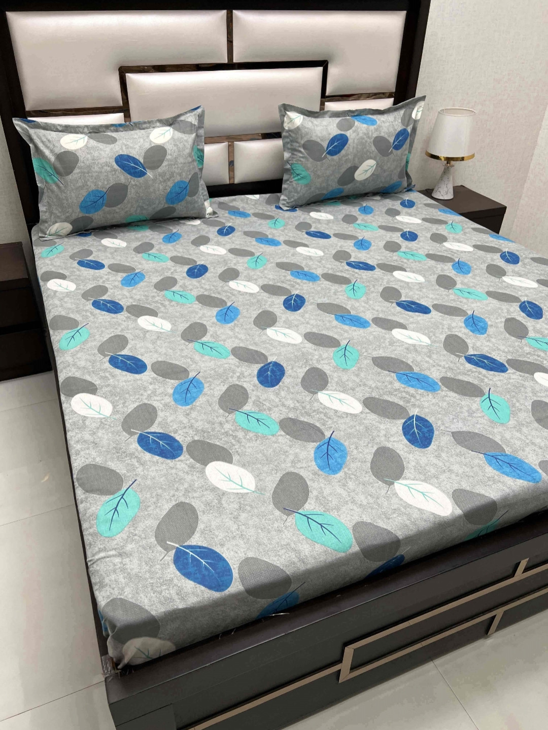

Pure Decor Passion Grey Floral Printed Pure Cotton 330 TC Queen Bedsheet Set 2.52 x 2.29 m