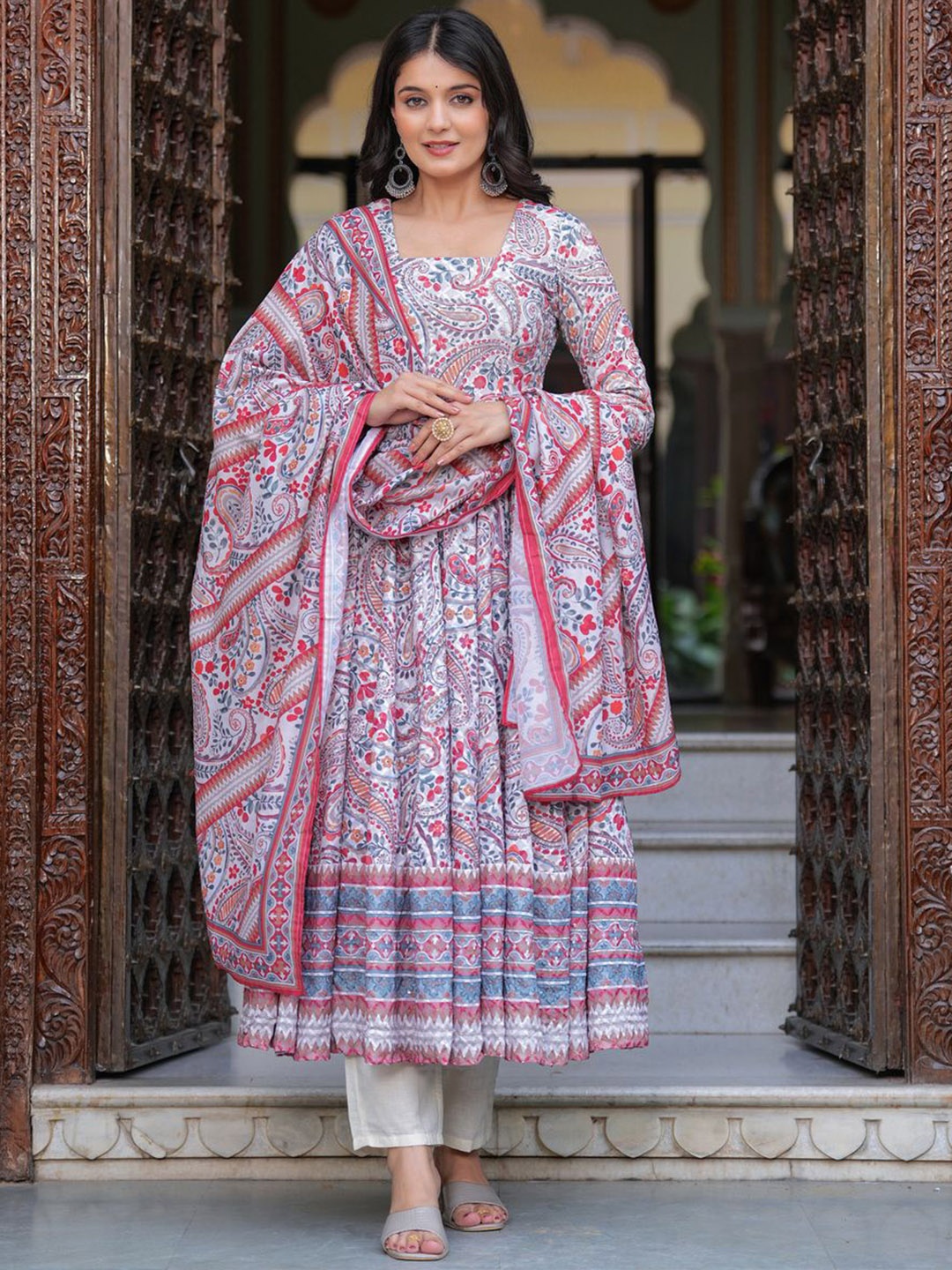 

Sitaram Designer Paisley Printed Square Neck Pure Cotton Kurta With Trouser With Dupatta, Beige