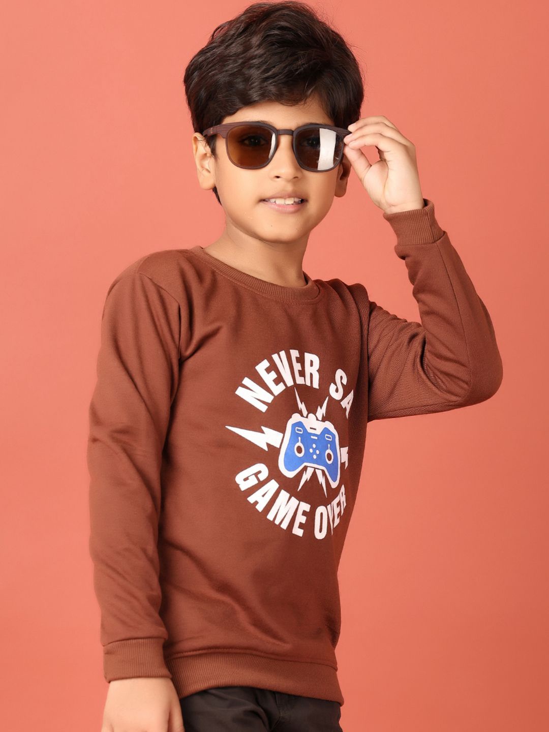 

V-Mart Boys Printed Pullover Sweatshirt, Maroon