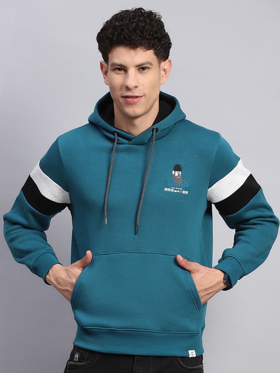 

Monte Carlo Men Printed Hooded Cotton Pullover Sweatshirt, Teal