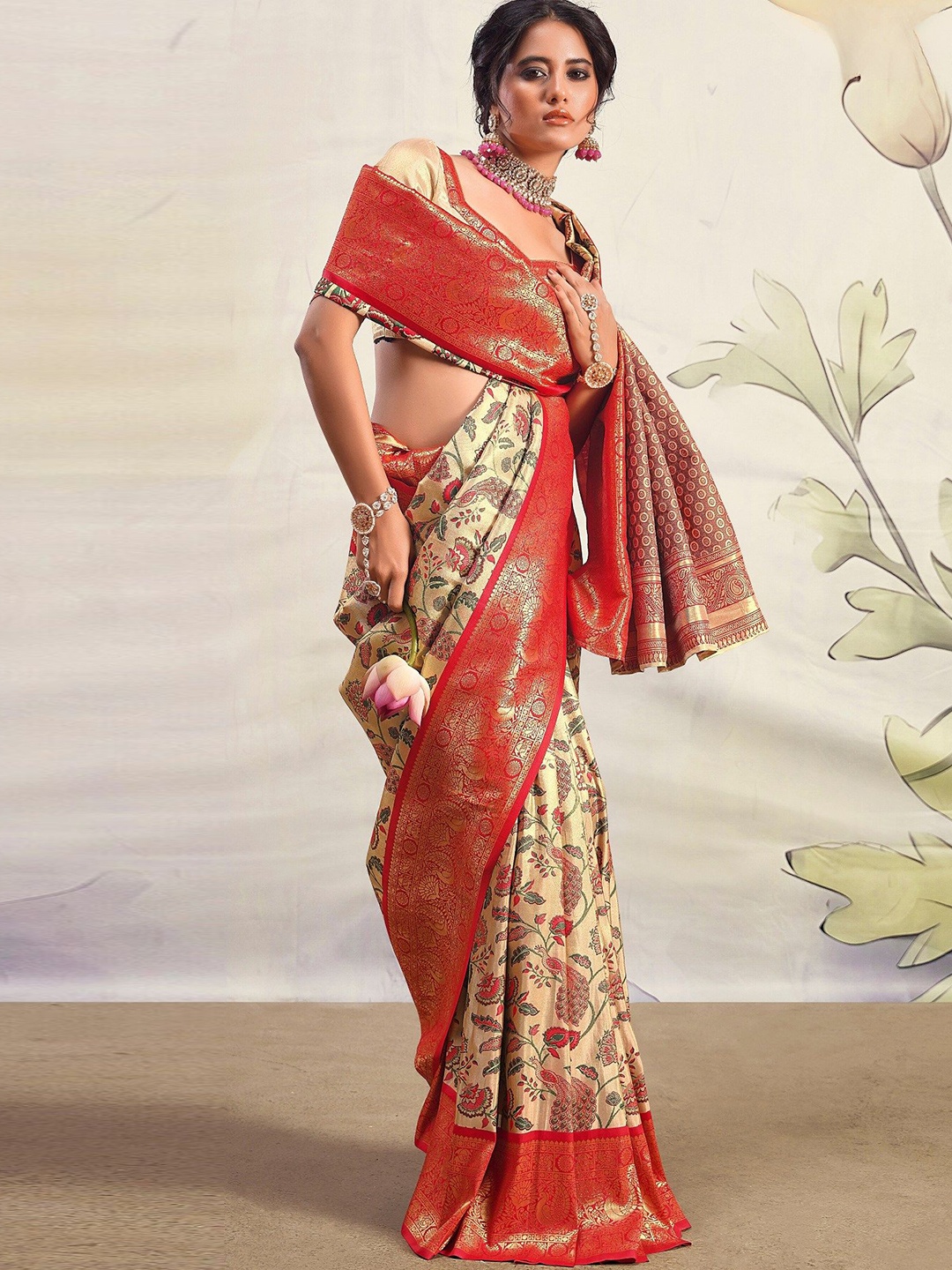 

MySilkLove Woven Design Zari Banarasi Saree, Cream