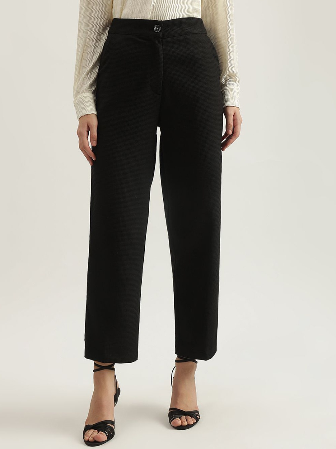 

Iconic Women High-Rise Regular Trousers, Black