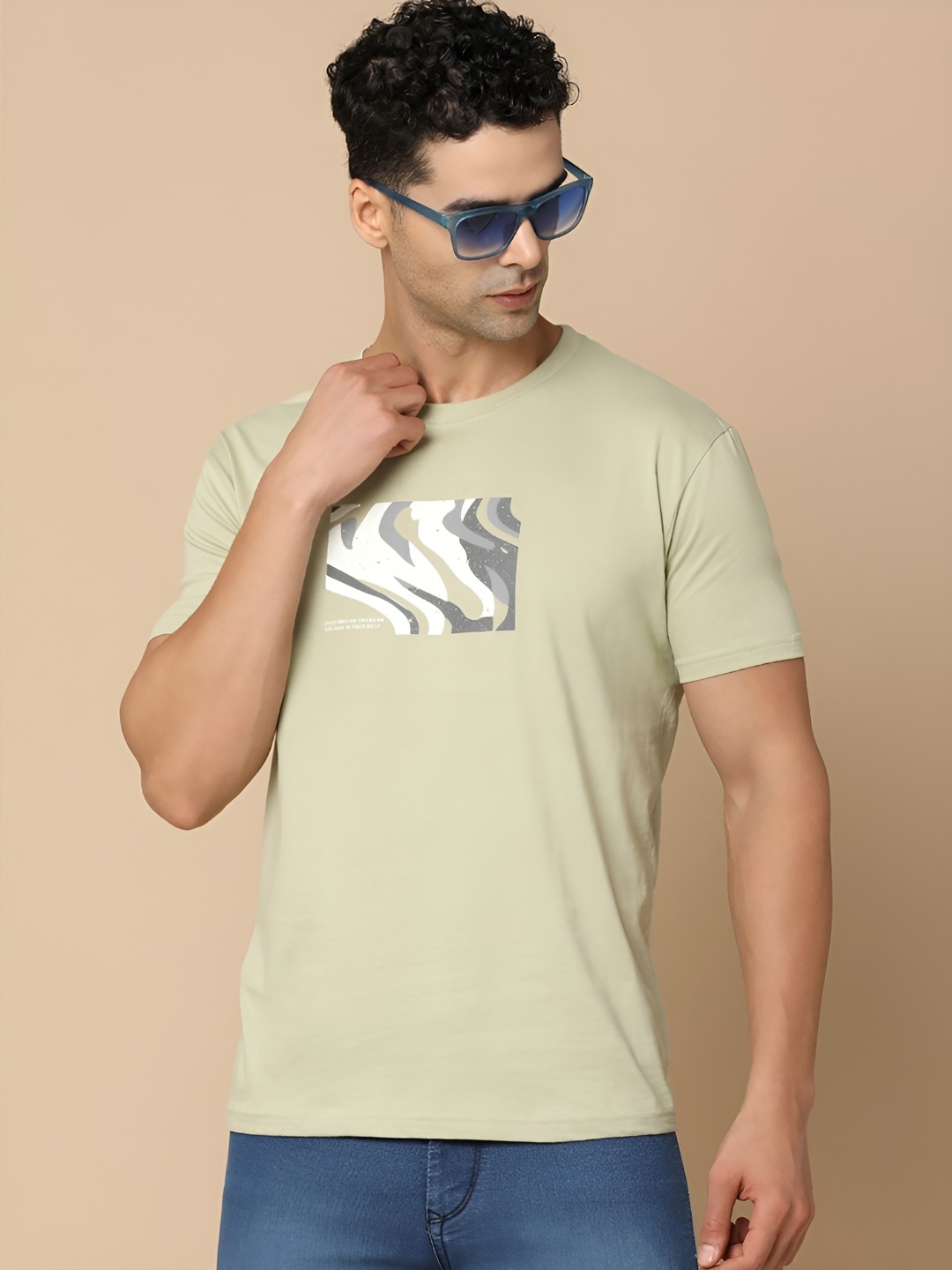

V-Mart Men Graphic Printed Round Neck Cotton T-shirt, Green