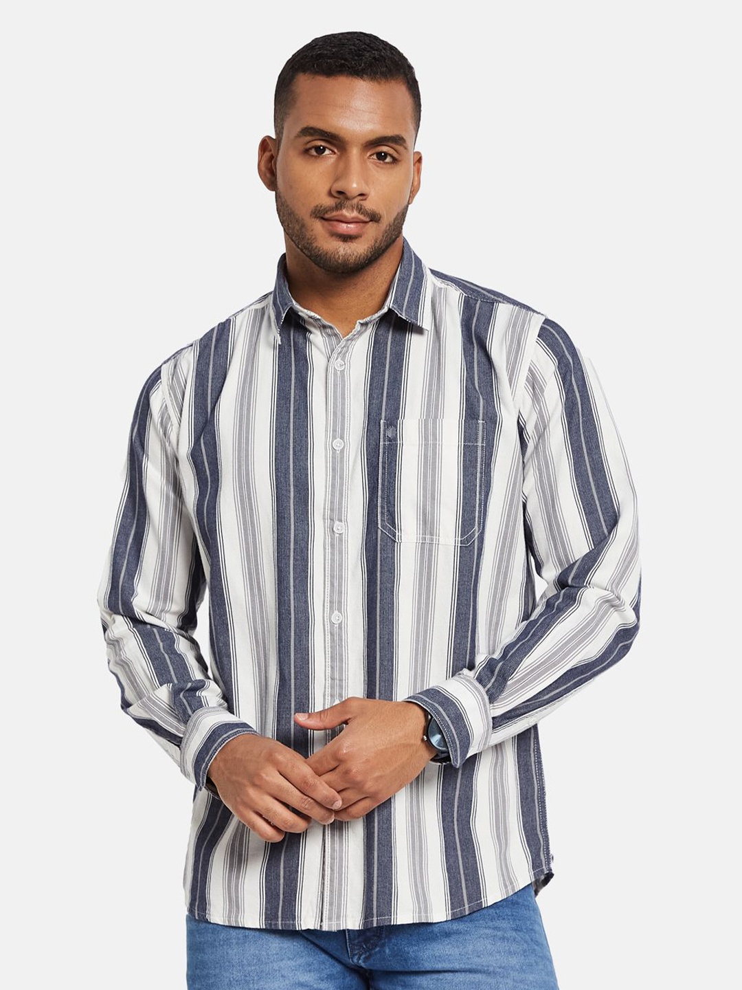 

METTLE Men Spread Collar Vertical Striped Cotton Casual Shirt, Navy blue