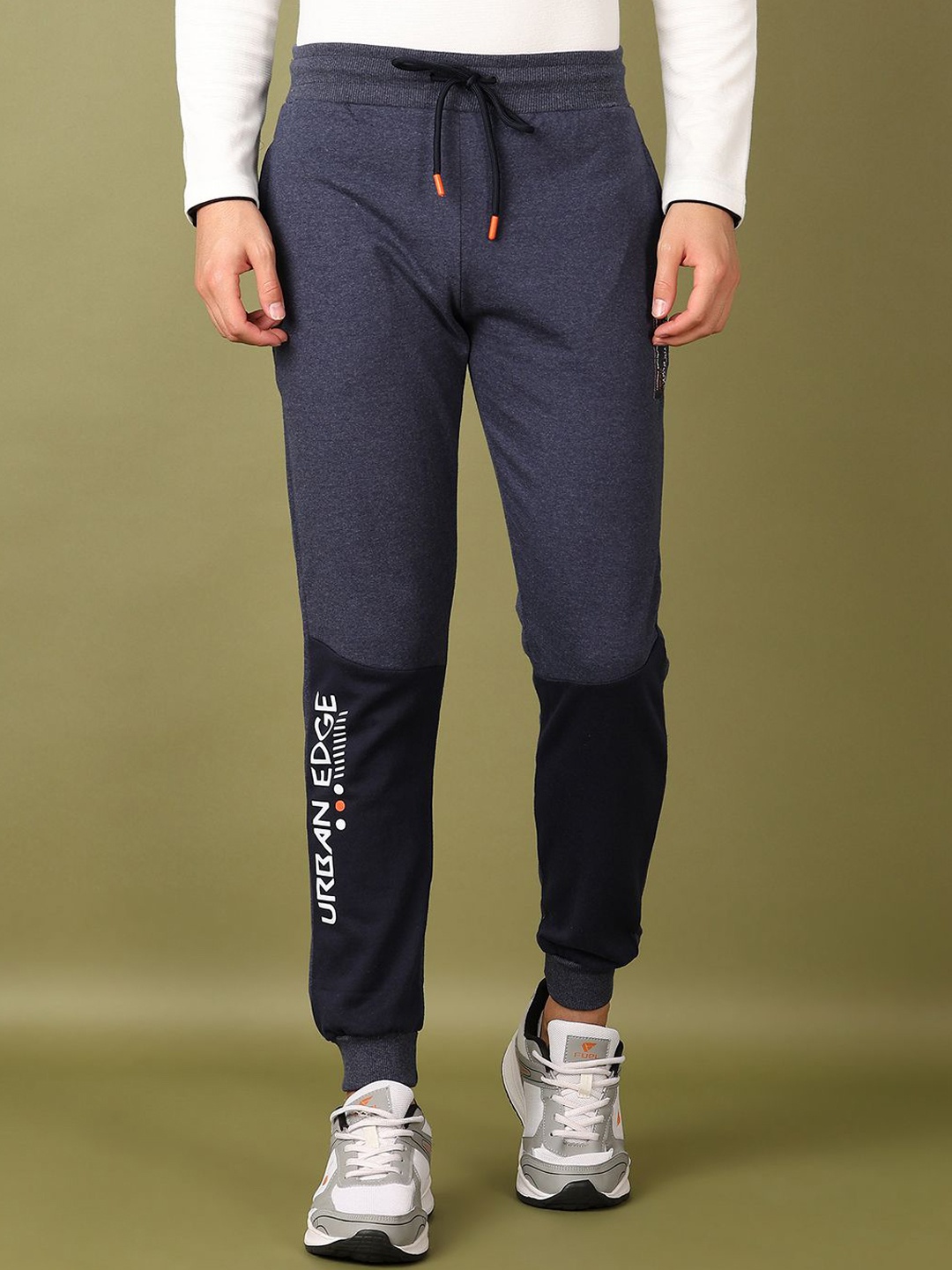 

V-Mart Men Cotton Navy Blue Mid-Rise Drawstring Track Pant