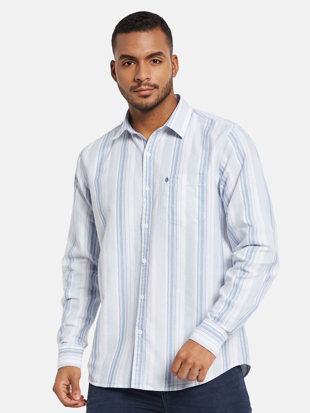 

METTLE Men Spread Collar Vertical Striped Cotton Casual Shirt, White