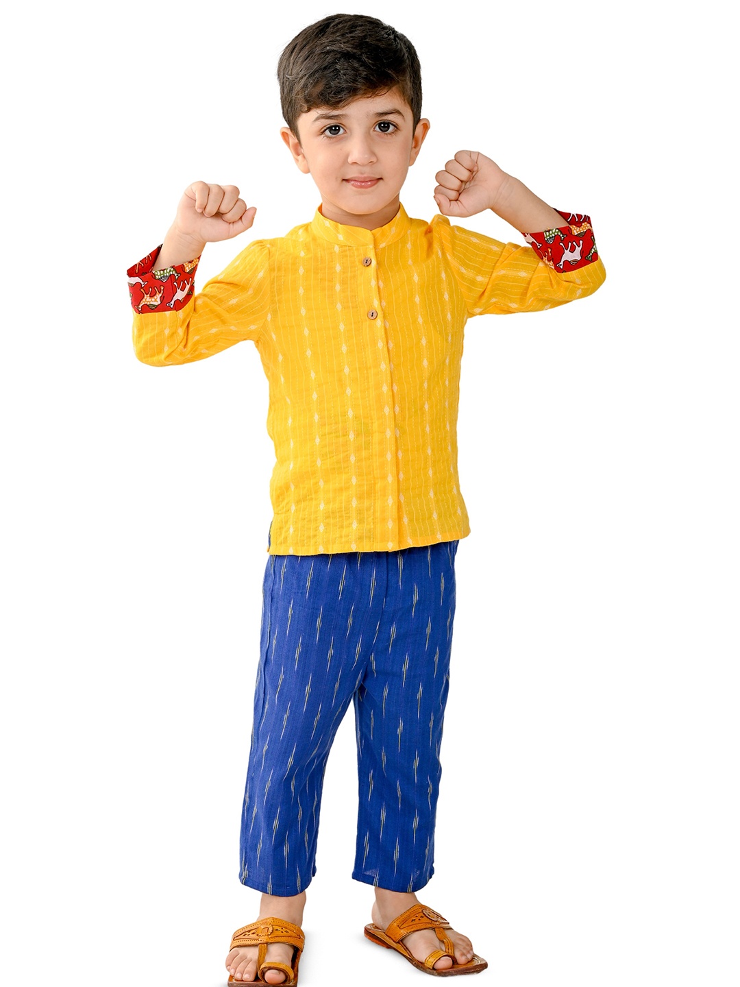 

Tiny Bunnies Boys Self Design Mandarin Collar Pure Cotton Shirt with Trousers, Yellow