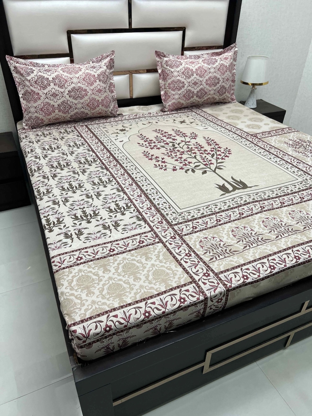 

Pure Decor Lifestyle Maroon Ethnic Pure Cotton 260 TC Super King Bedsheet Set-2.73mx2.73m