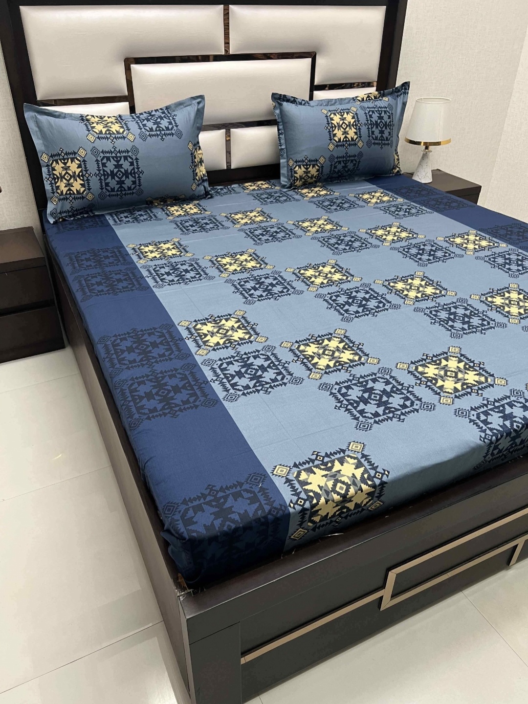 

Pure Decor Passion Fur Blue Ethnic Printed Cotton 240 TC Queen Bedsheet Set 2.53 x 2.27 m