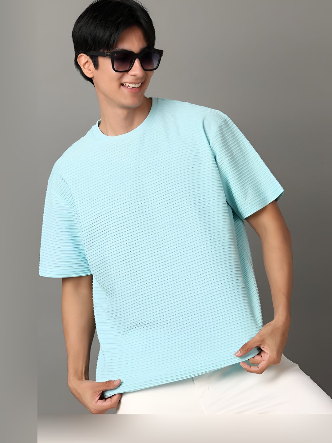 

V-Mart Men Self Design Round Neck T-shirt, Blue