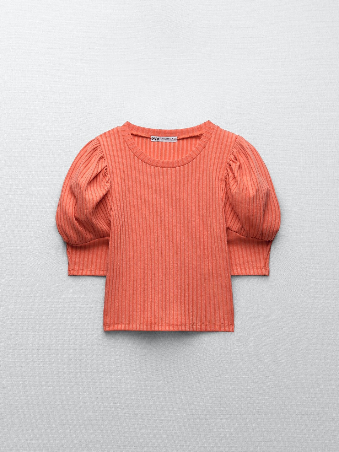 

ZARA Women Tshirts, Na