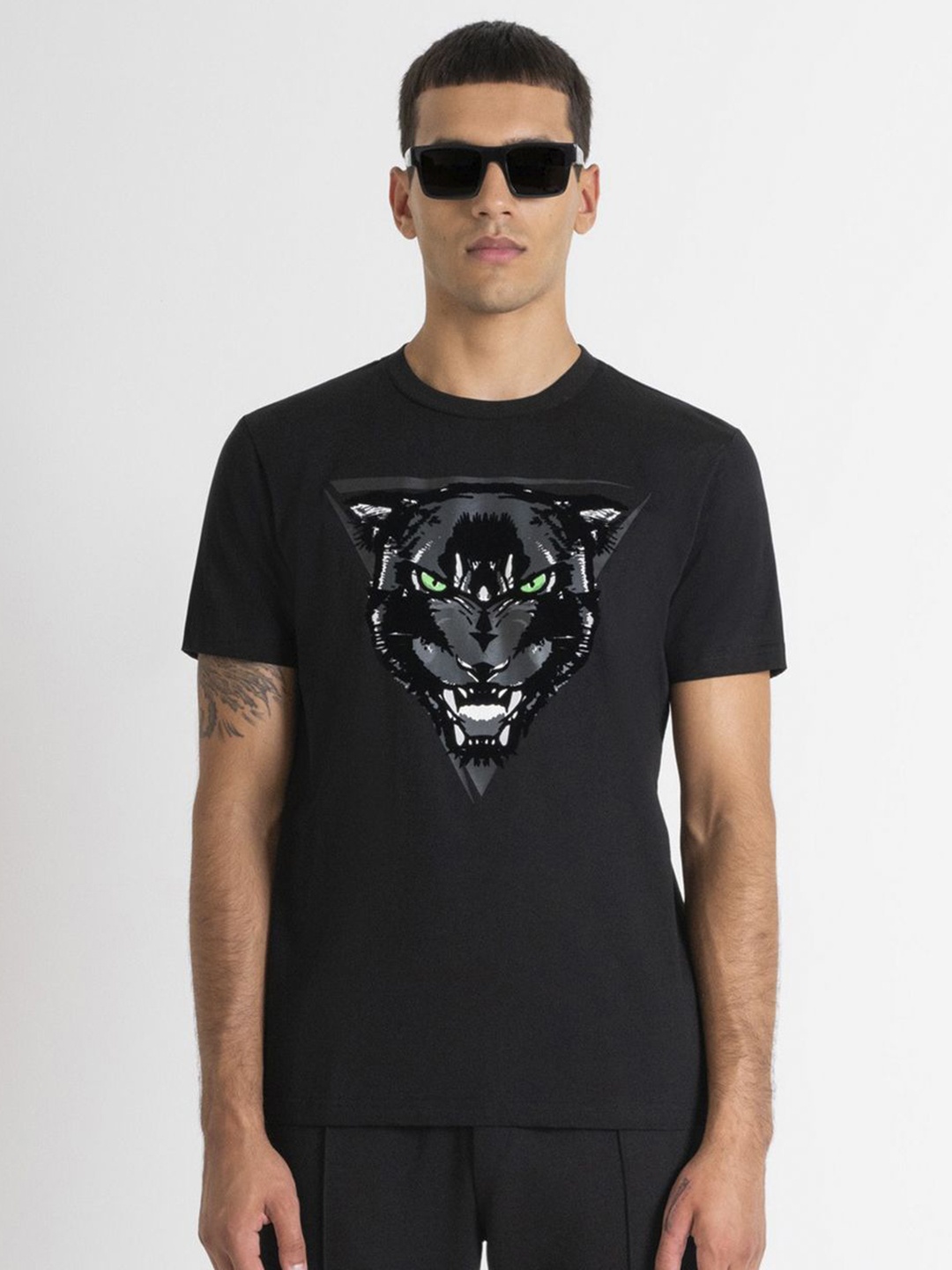 

Antony Morato Men Animal Printed Round Neck Cotton T-shirt, Black