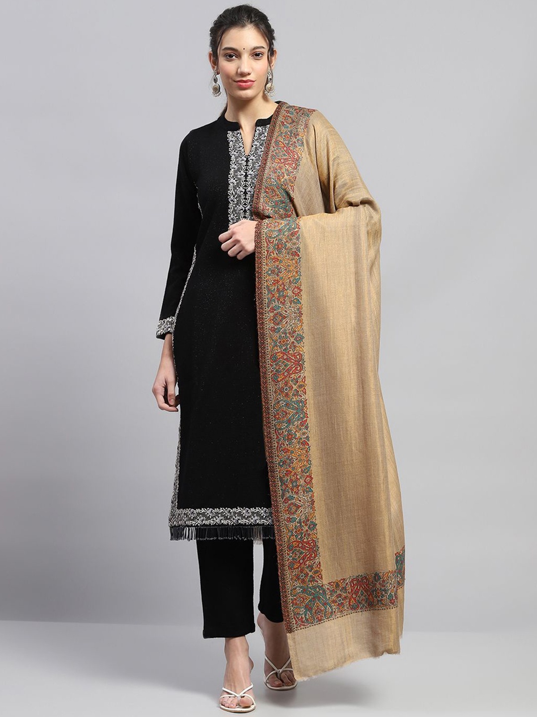 

Monte Carlo Floral Woven Design Shawl, Beige