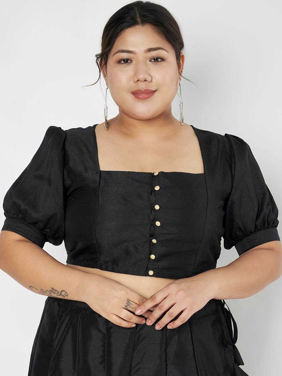 

studio rasa Women Plus Size Square Neck Puff Sleeve Crop Top, Black