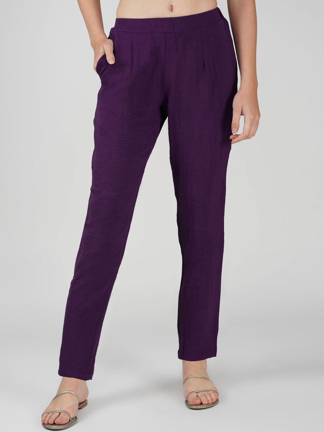 

Bindigasm Women Relaxed Straight Leg Solid Easy Wash Trousers, Purple