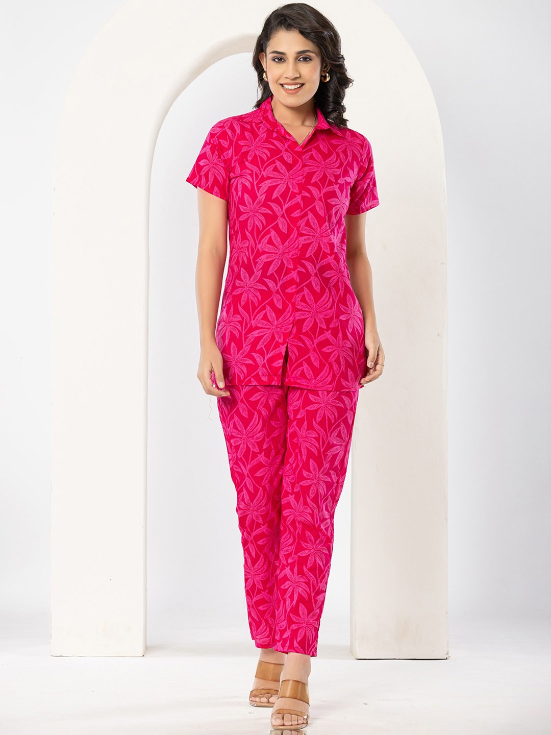 

JAIPURI BUNAAI Printed Pure Cotton Shirt With Trousers Co-Ords, Pink