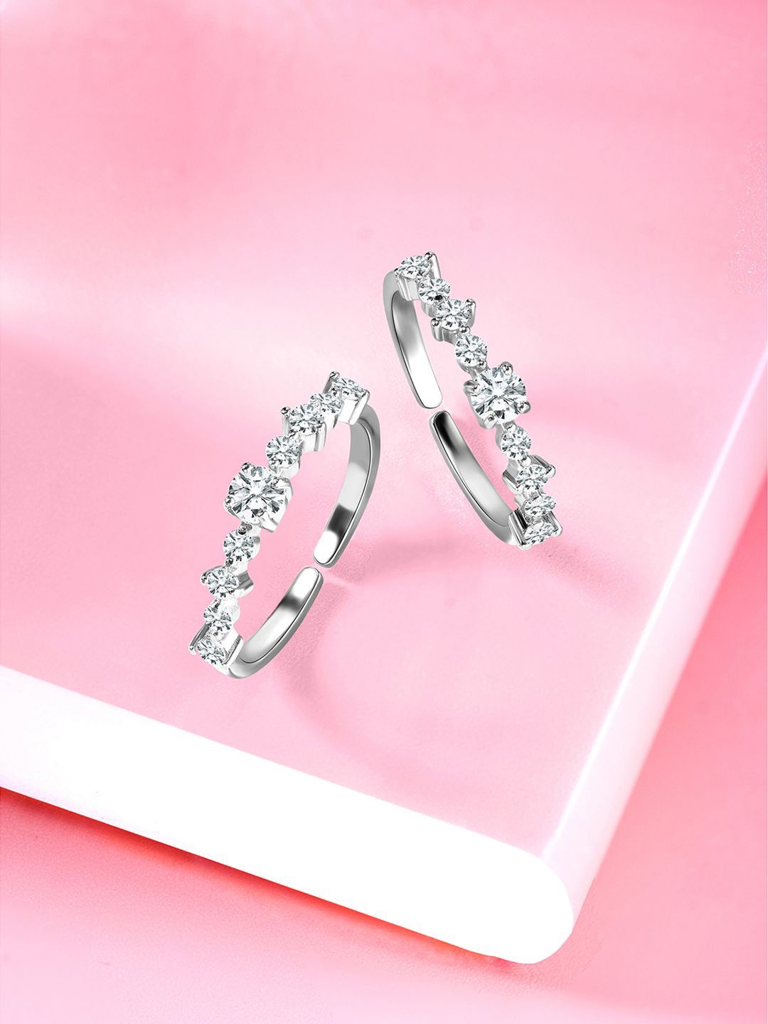 

Peora Silver-Plated Cubic Zirconia Studded Adjustable Toe Rings
