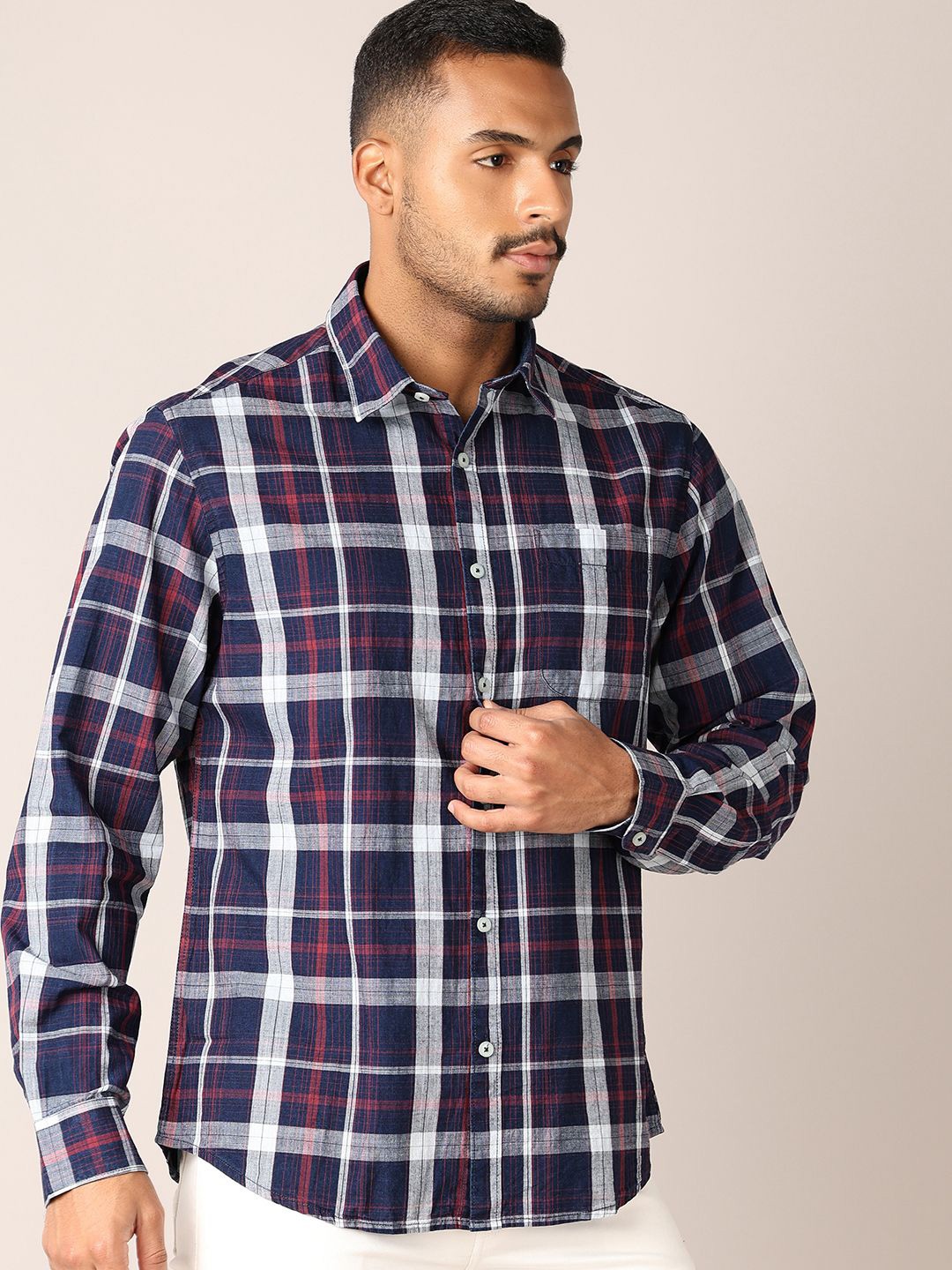 

V-Mart Men Spread Collar Tartan Checked Cotton Casual Shirt, Navy blue