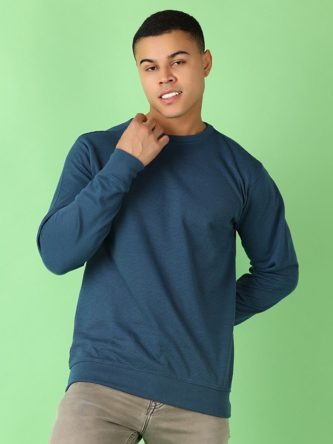 

V-Mart Men Round Neck Pullover Sweatshirt, Blue