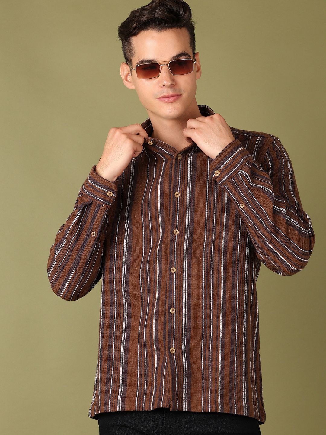 

V-Mart Men Spread Collar Vertical Striped Casual Shirt, Brown