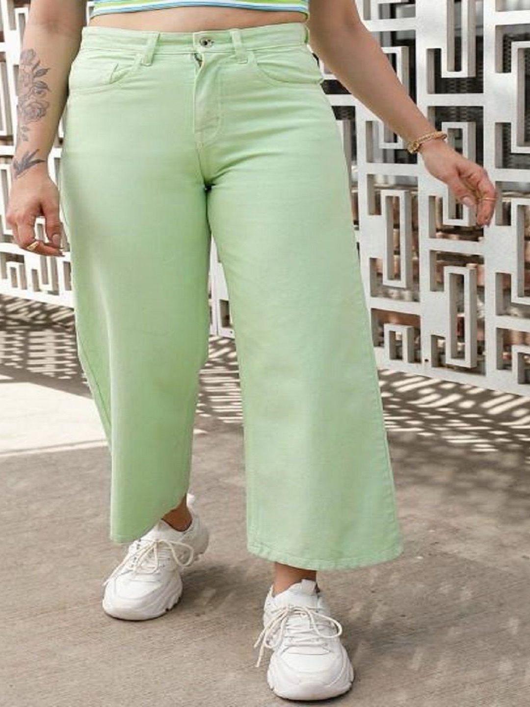 

Perfect Outlet Women Cotton Straight Fit High-Rise Stretchable Jeans, Green