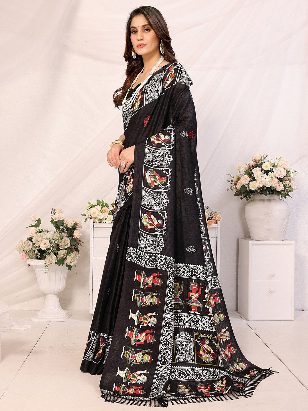 

KALINI Ethnic Motifs Printed Leheriya Saree, Navy blue
