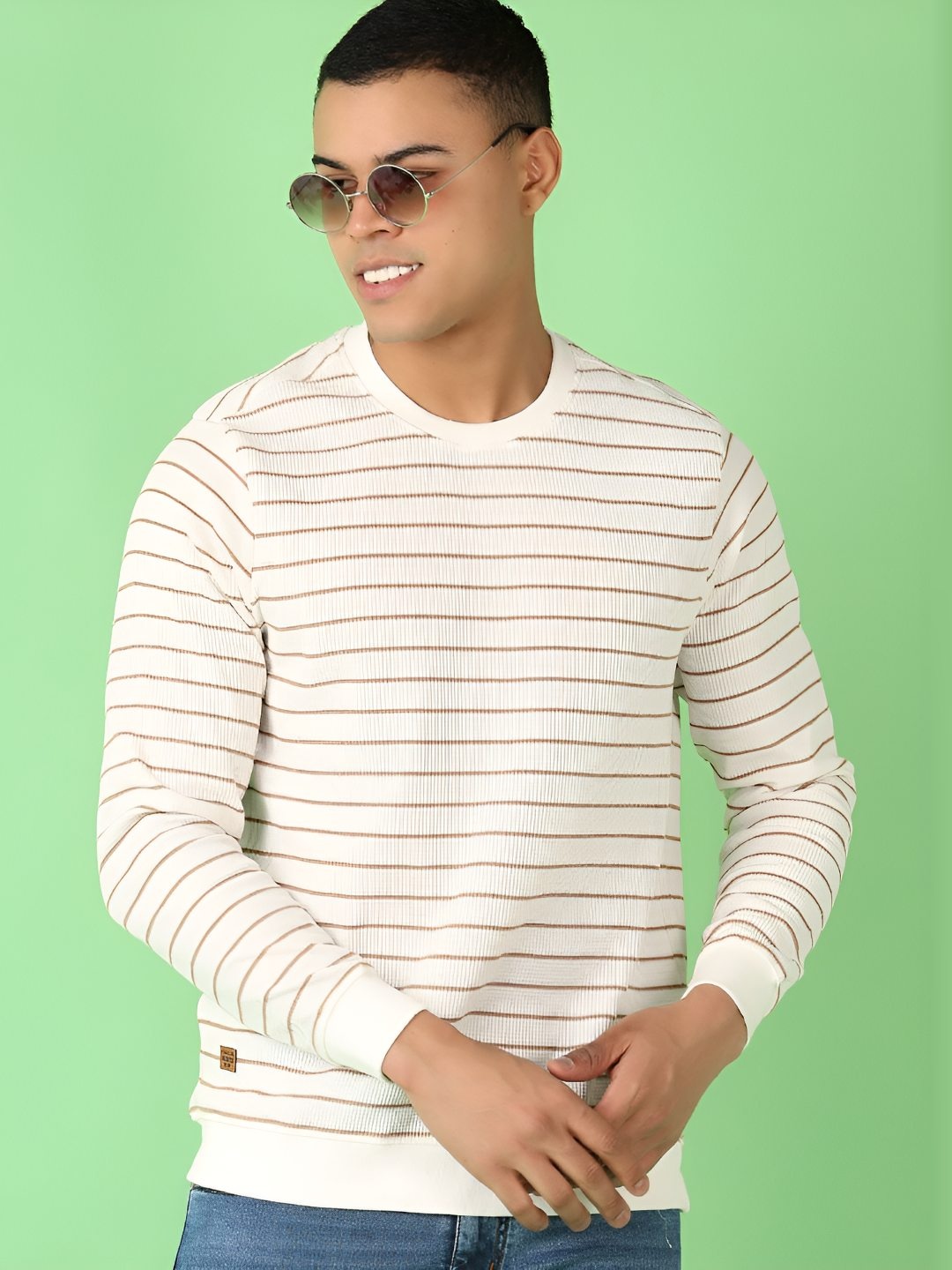 

V-Mart Men Striped T-shirt, Brown