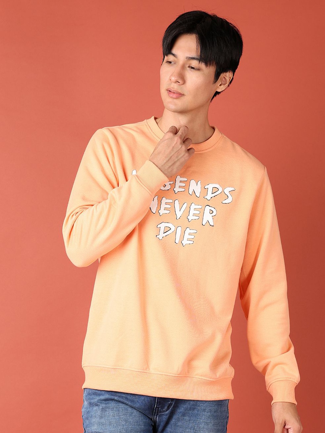 

V-Mart Men peach Round Neck Long Sleeves Printed Sweatshirt