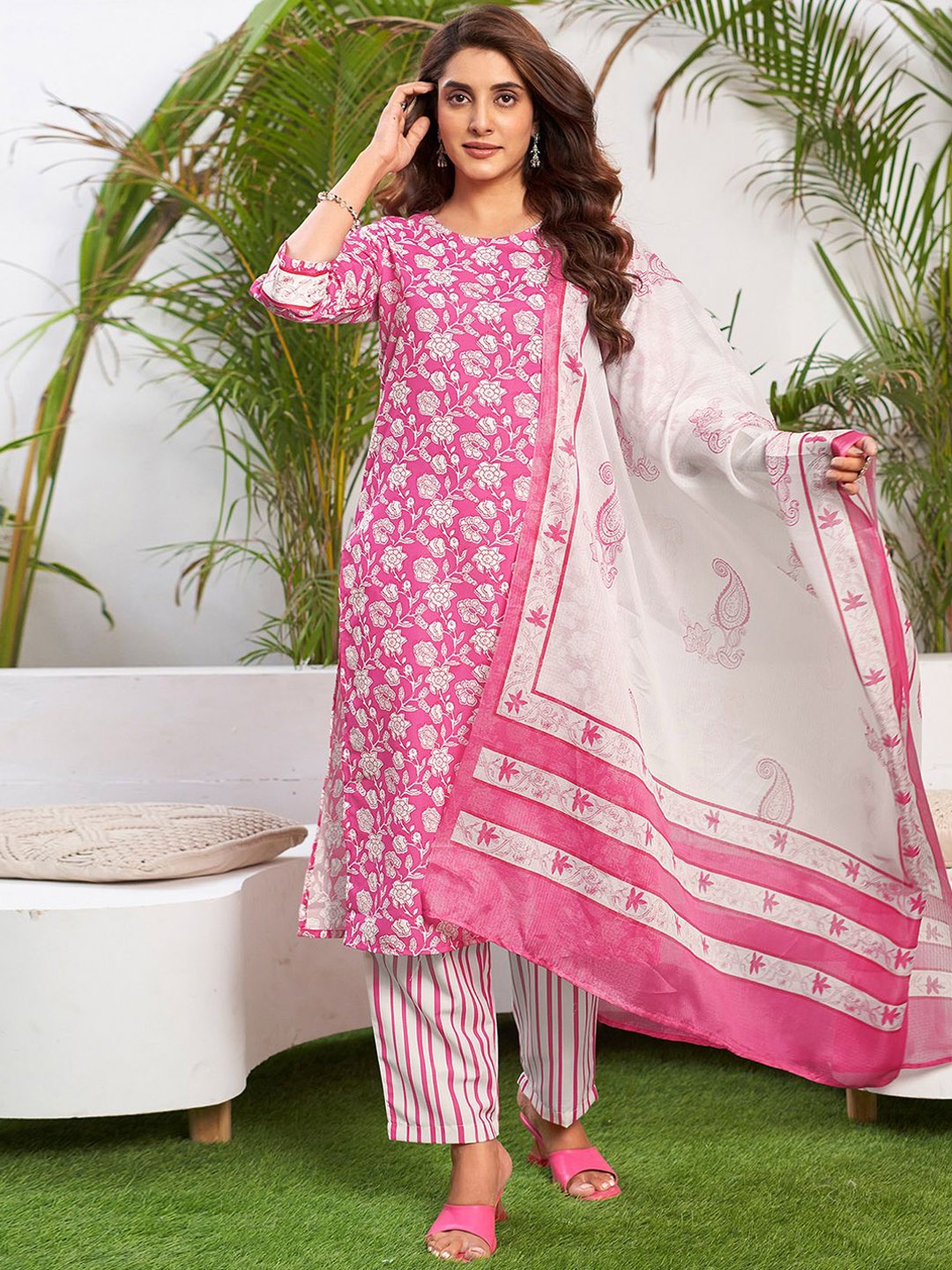 

KALINI Floral Printed Straight Kurta With Trousers & Dupatta, Pink