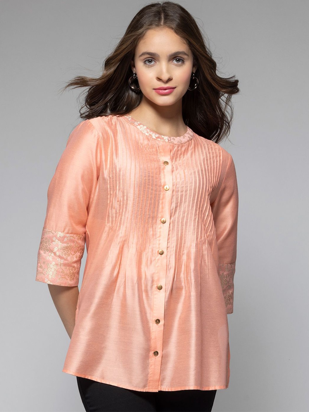 

SHAYE Women Round Neck Chanderi Brocade Three-Quarter Sleeves Tunic, Peach