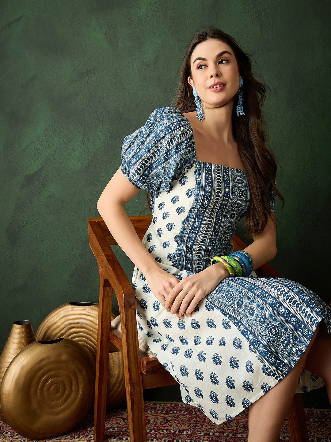 

Sangria Women Printed Fit & Flare Dresses, Blue