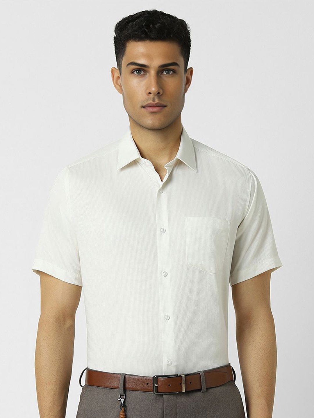 

Van Heusen Men Spread Collar Solid Cotton Formal Shirt, White