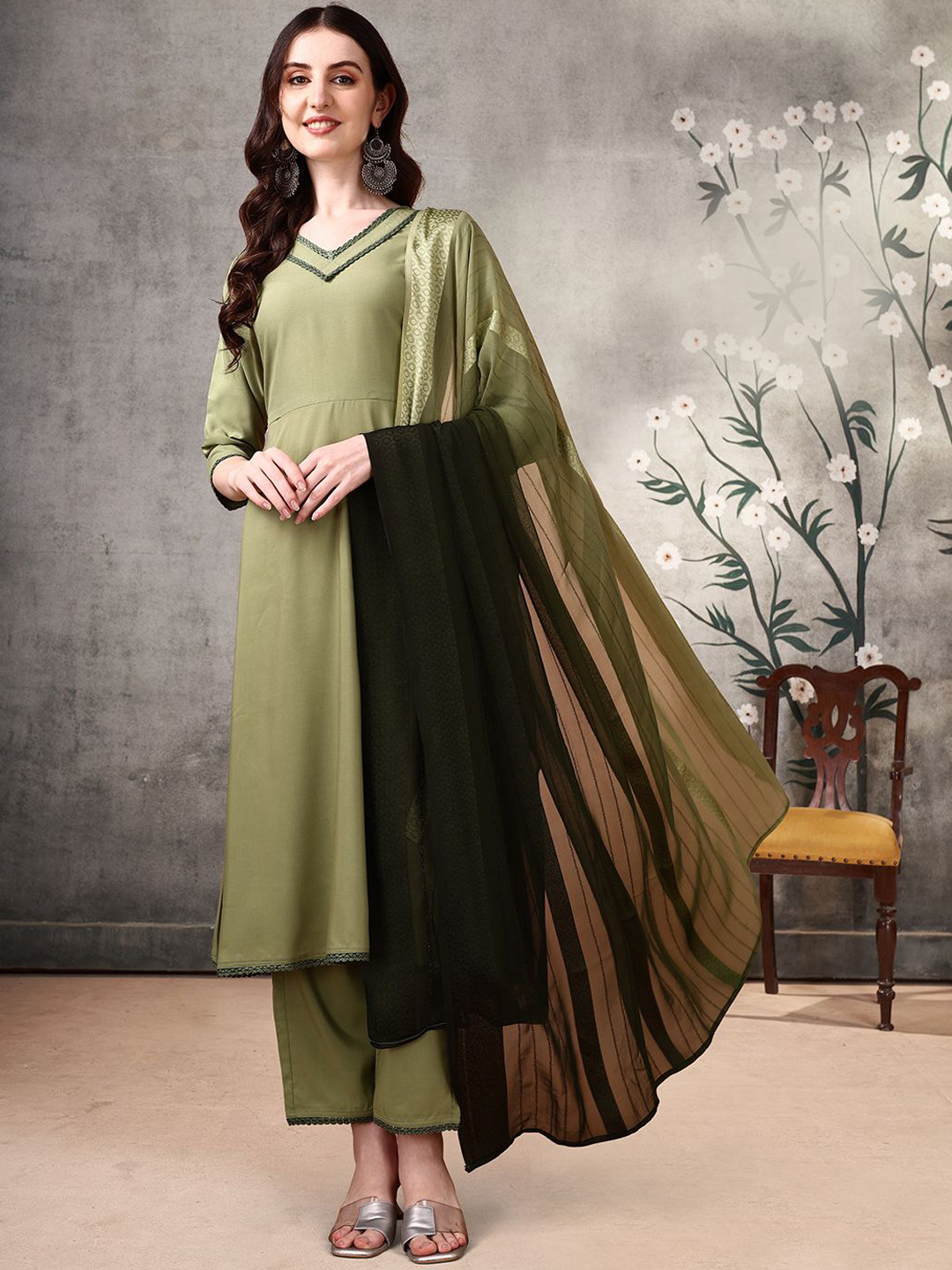 

KALINI Straight Kurta With Trousers & Dupatta, Green