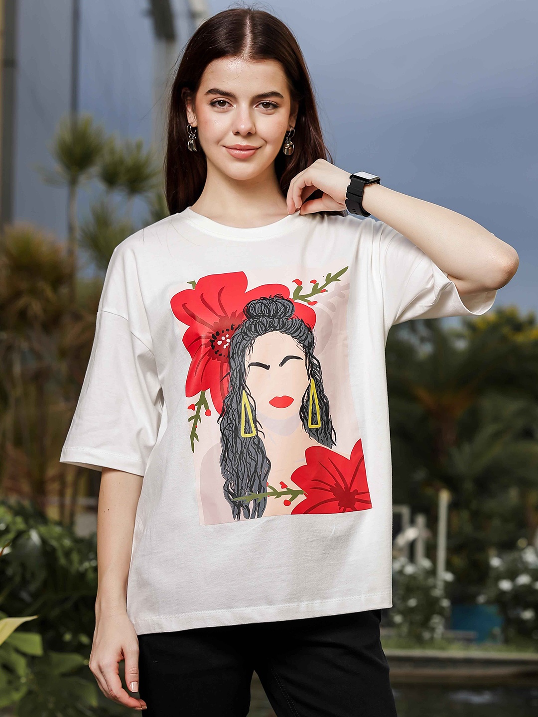 

HEYLAY Women Graphic Printed Round Neck Pure Cotton Oversized T-shirt, White