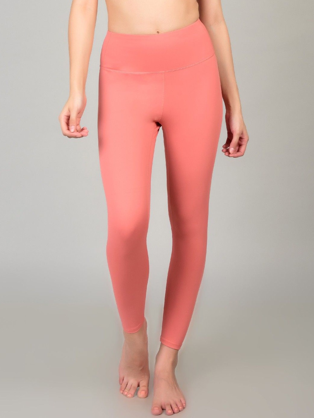 

Poftik Women Ankle Length Rapid-Dry Gym Tights, Peach