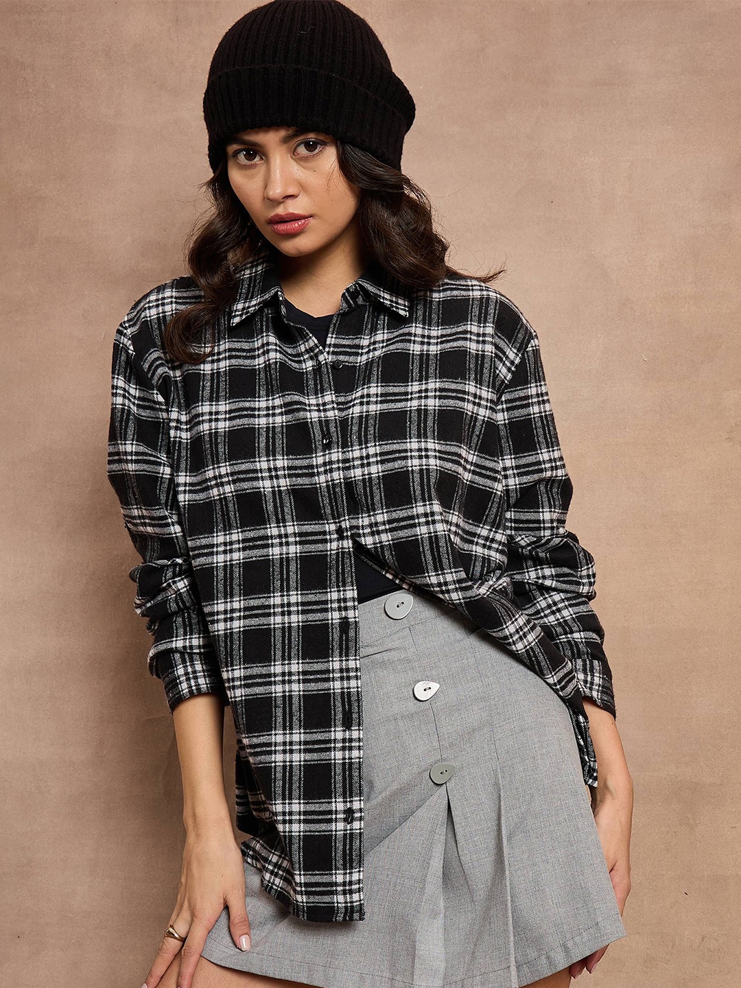 

SASSAFRAS Women Comfort Spread Collar Tartan Checked Cotton Oversized Casual Shirt, Black