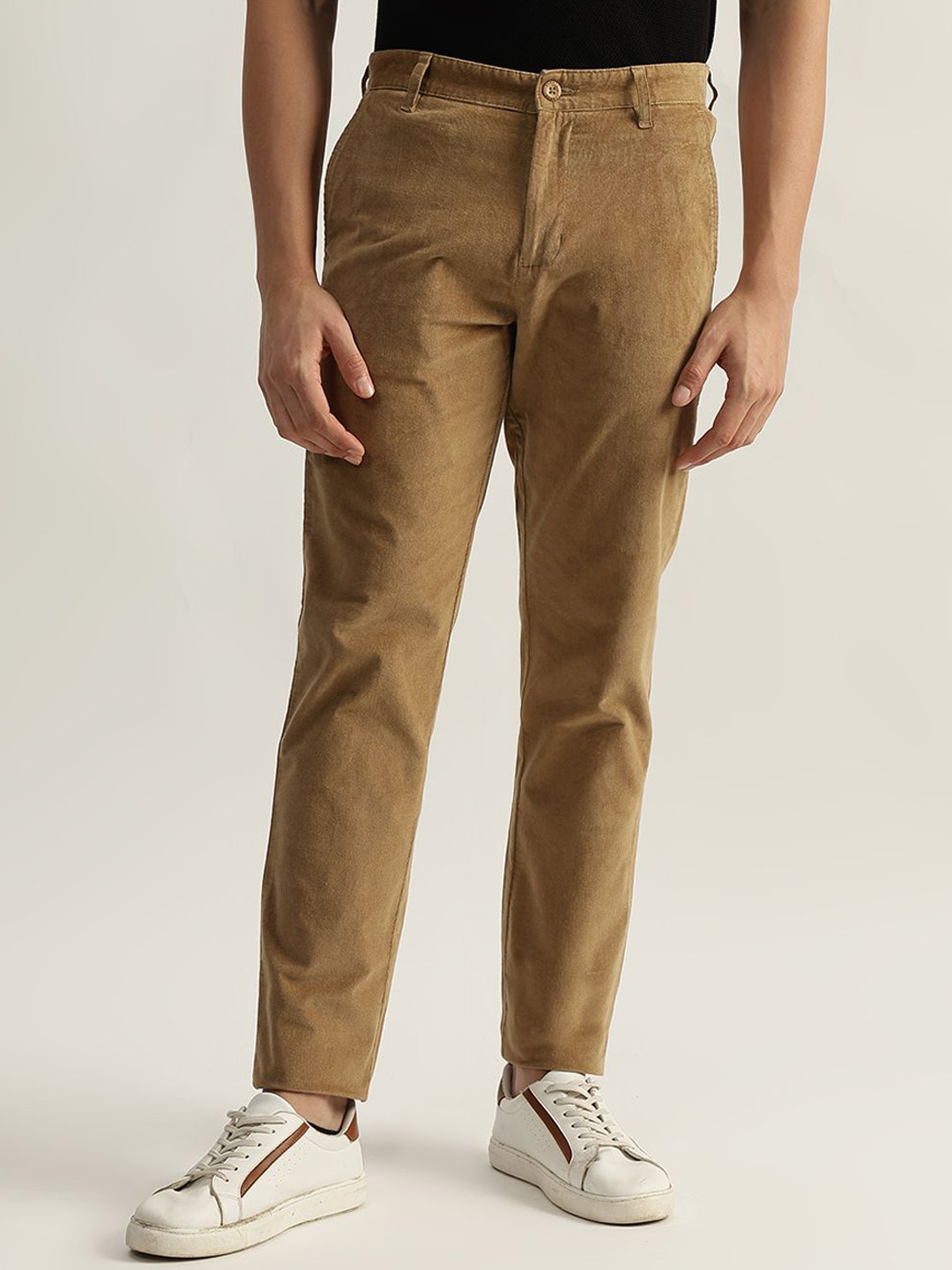 

Iconic Men Cotton Slim Fit Regular Trousers, Beige