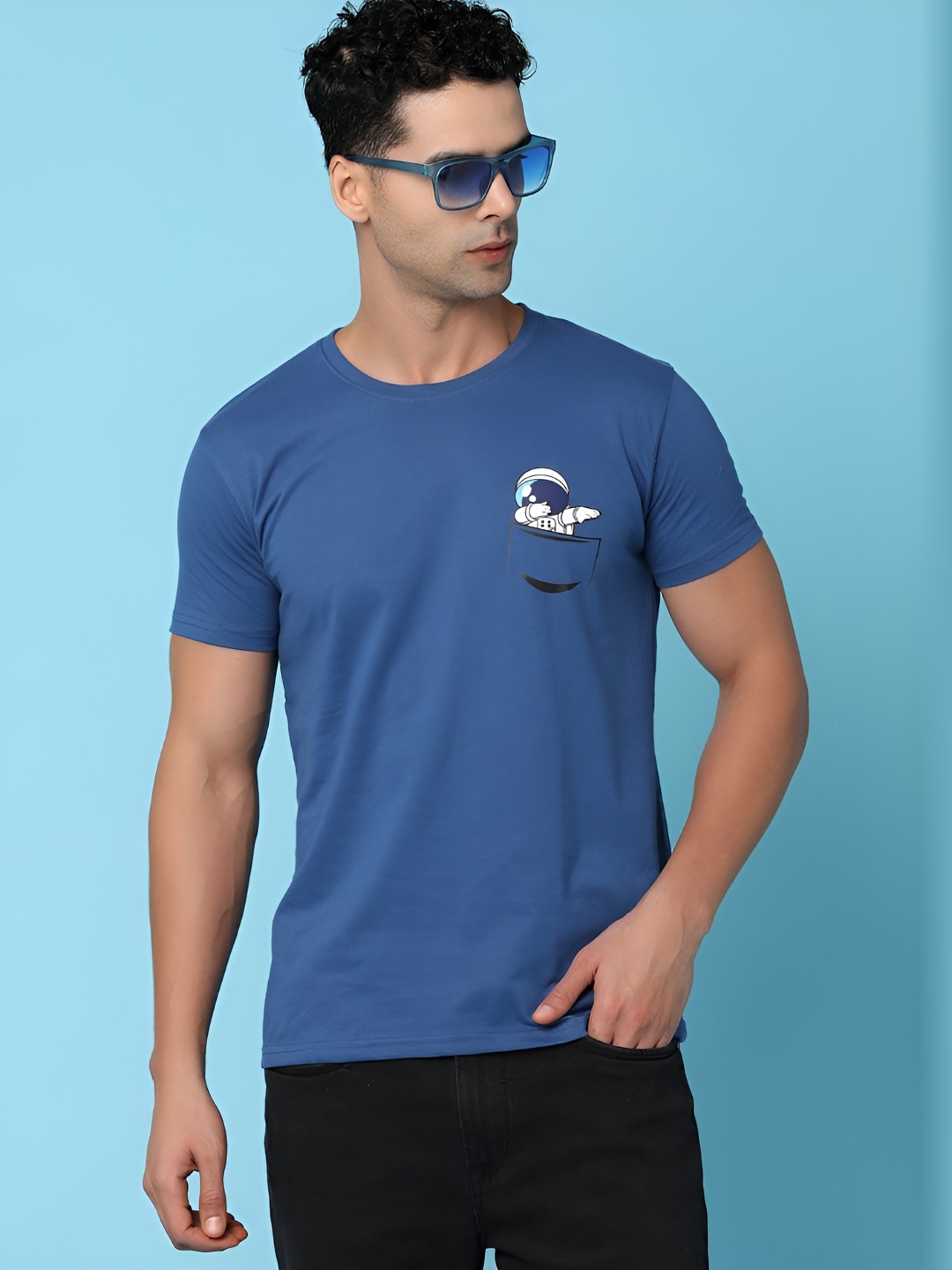 

V-Mart Men Graphic Printed Round Neck Cotton T-shirt, Blue