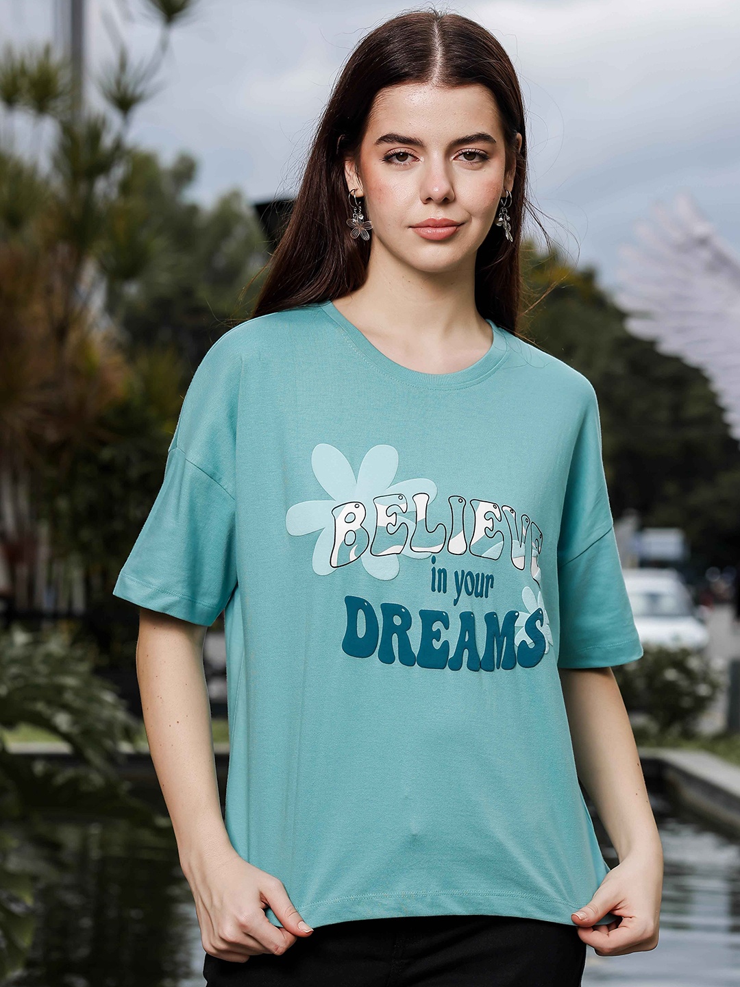 

HEYLAY Women Typography Printed Round Neck Pure Cotton Oversized T-shirt, Green