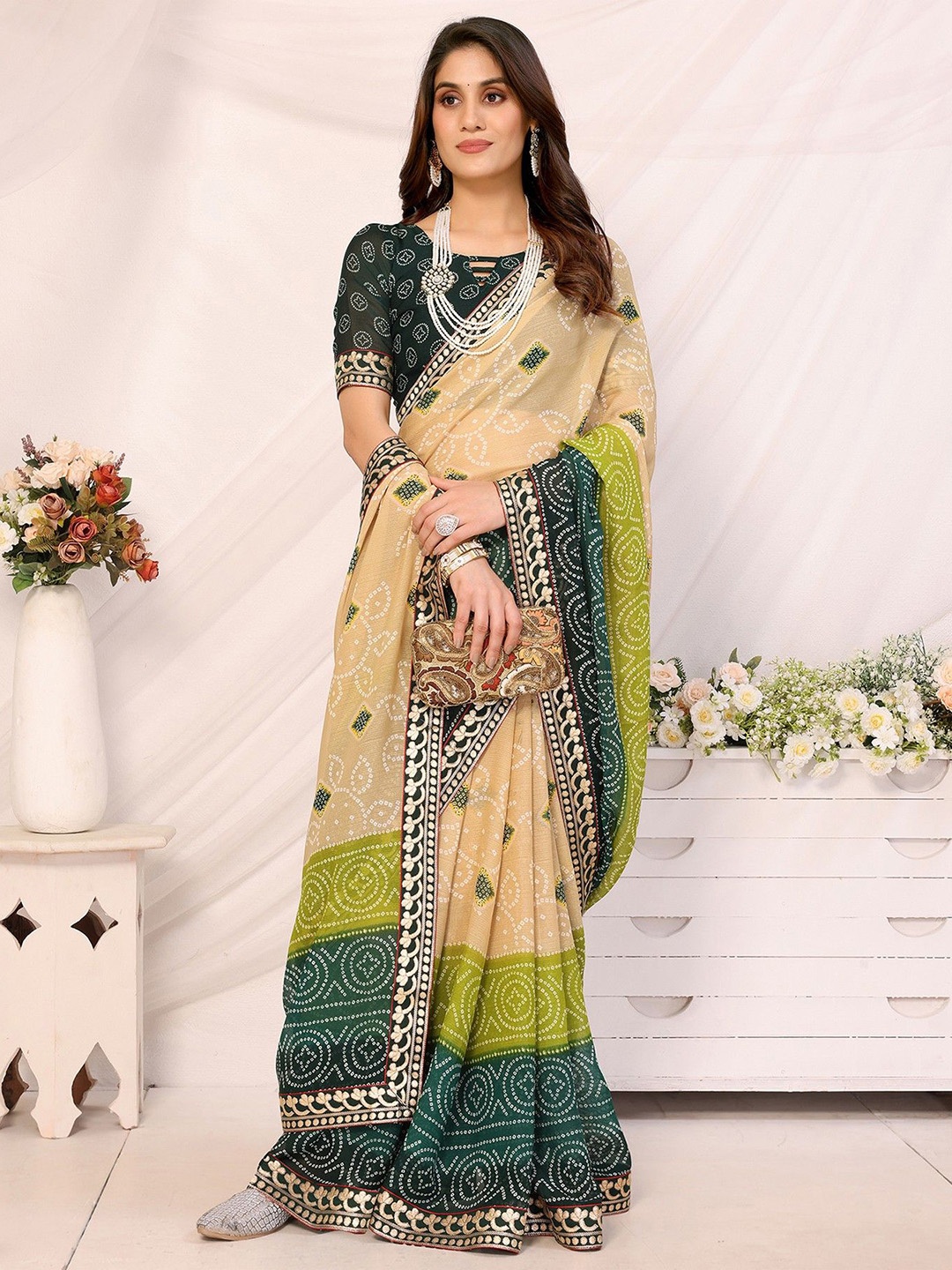 

KALINI Bandhani Printed Zari Embroidered Bandhani Saree, Green