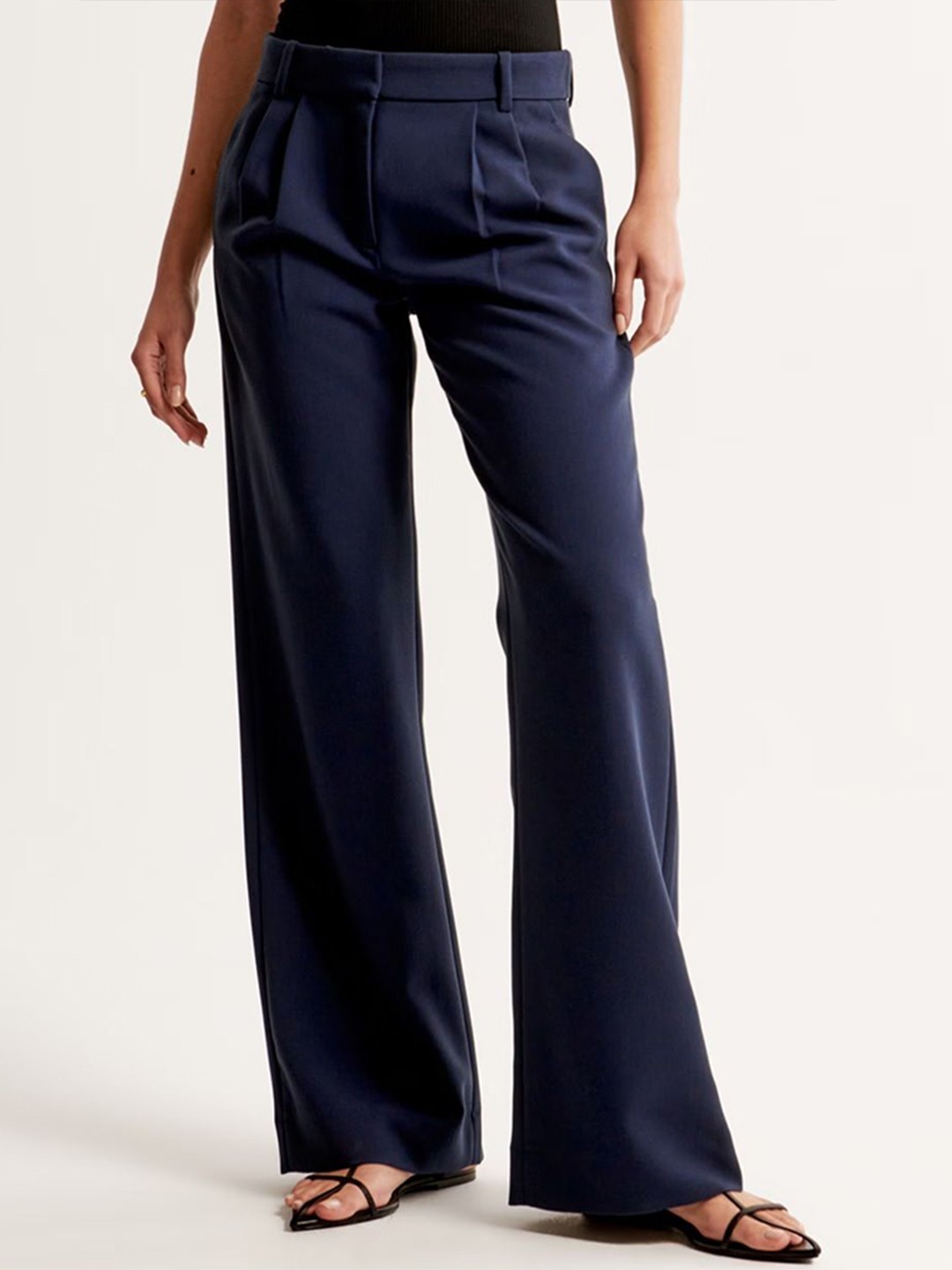 

FNOCKS Women Navy Blue Smart Easy Wash Wide-Leg Pleated Trousers