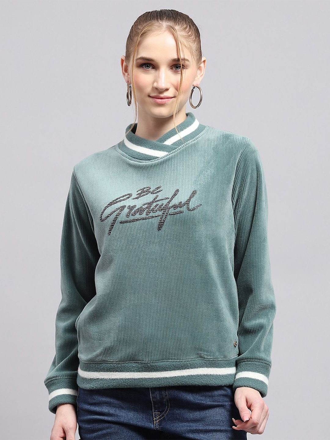 

Monte Carlo Women Typography Printed Sweatshirt, Green