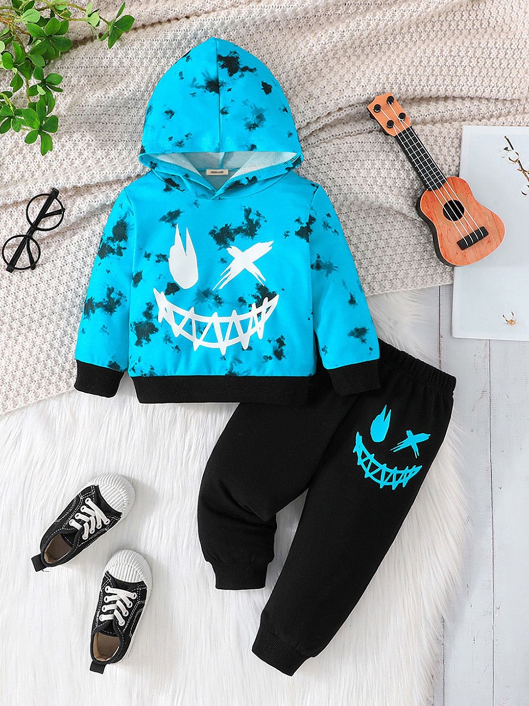 

INCLUD Boys Printed Hooded Long Sleeves Sweatshirt With Jogger, Blue