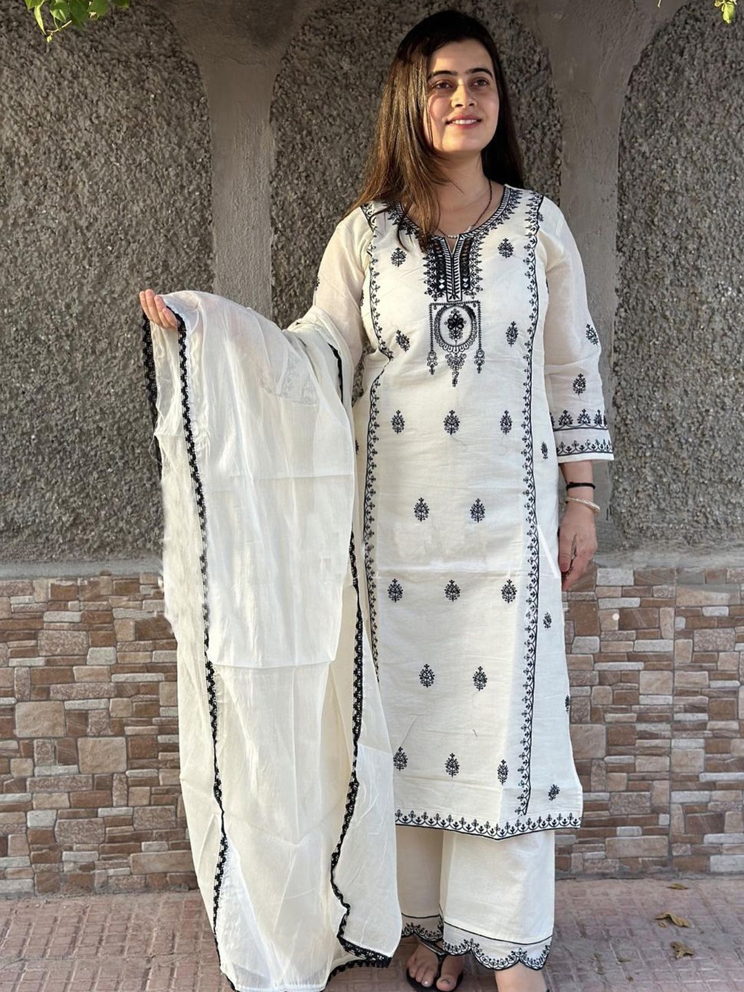 

KALINI Floral Embroidered Thread Work Straight Kurta With Palazzos & Dupatta, White
