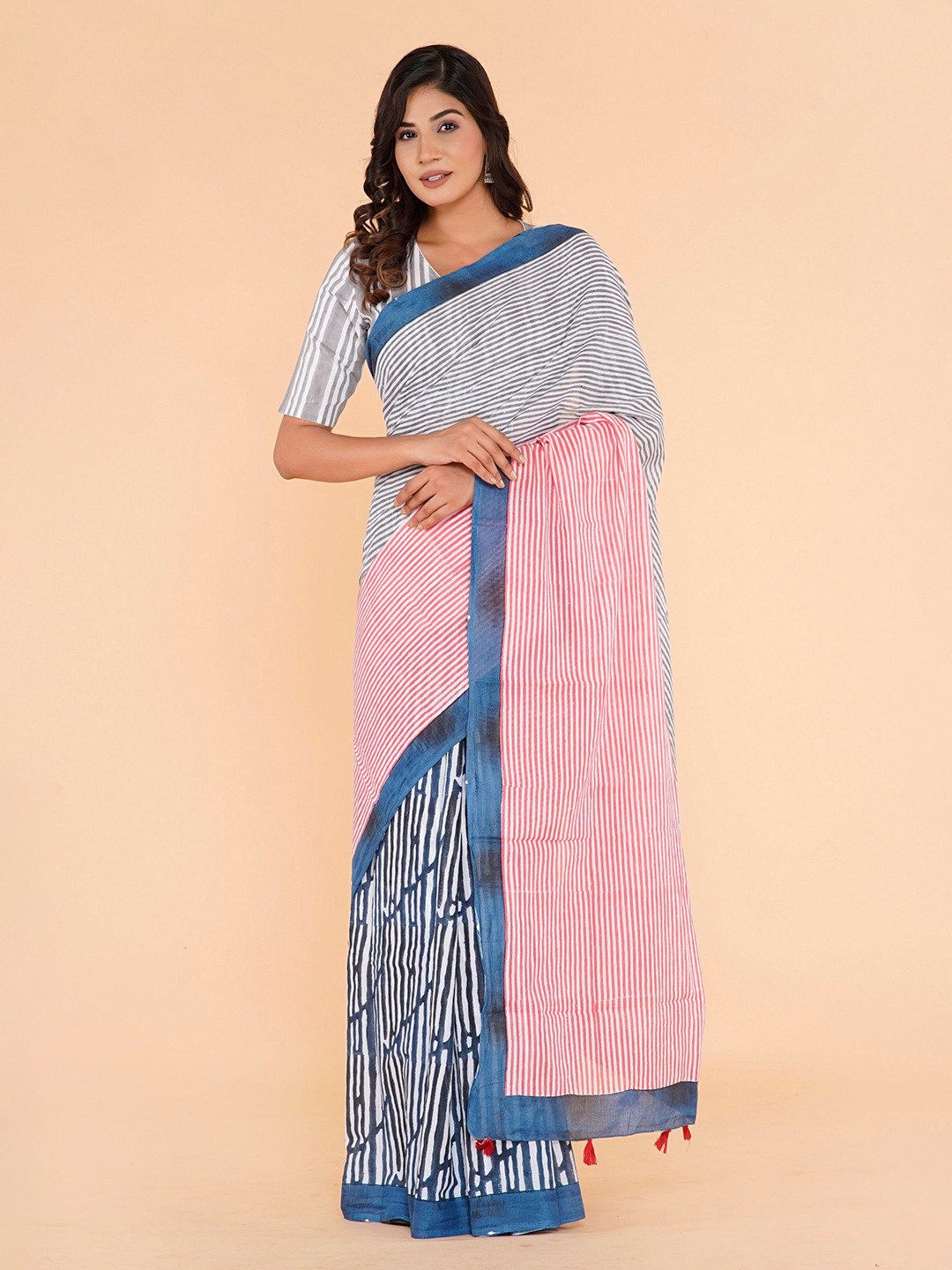 

Shivanya Handicrafts Striped Pure Cotton Block Print Saree, Blue