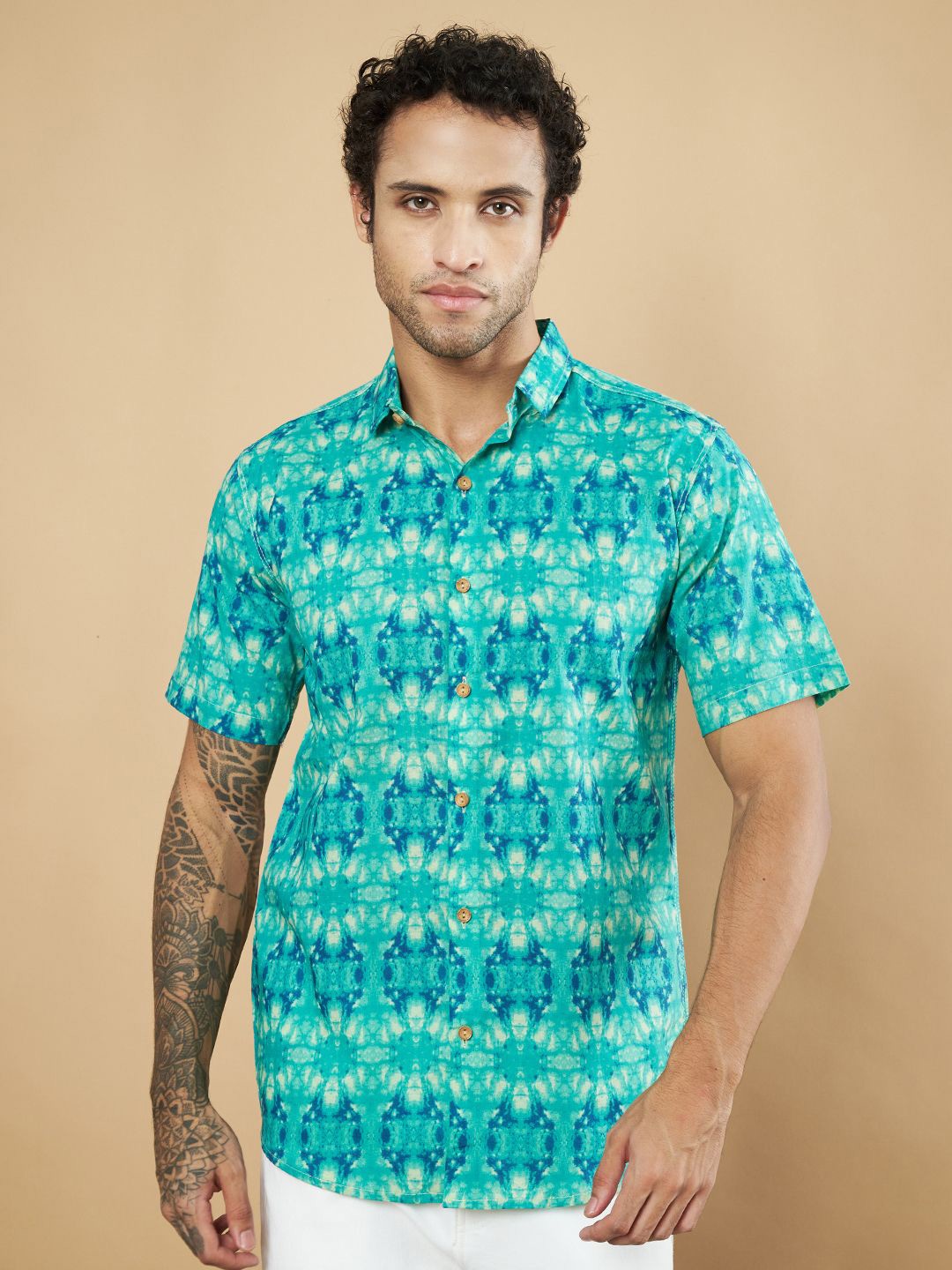 

COTLAND FASHION Men Premium Spread Collar Floral Printed Cotton Casual Shirt, Turquoise blue